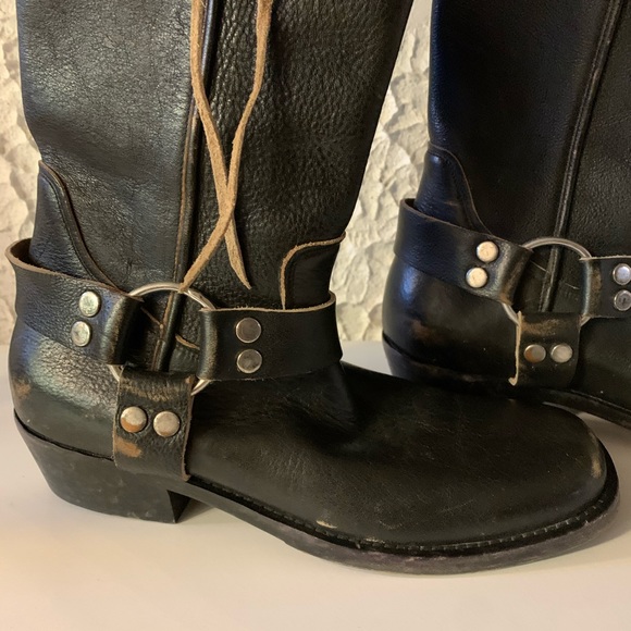 Balenciaga Santiago Distressed Leather - Picture 2 of 16